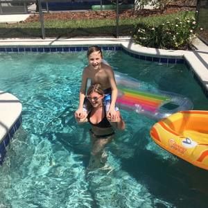 Meet your Posher, Emma